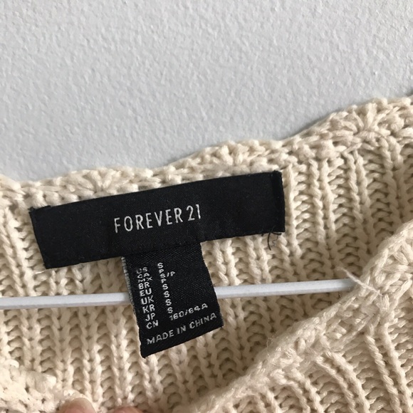 Forever 21 Sweater - Picture 2 of 2